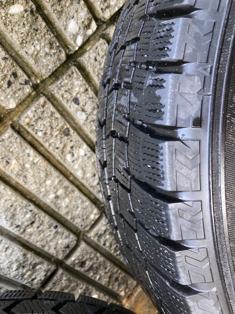 【大特価】DUNLOP スタッドレスタイヤ ホイール付き4本195/65R15