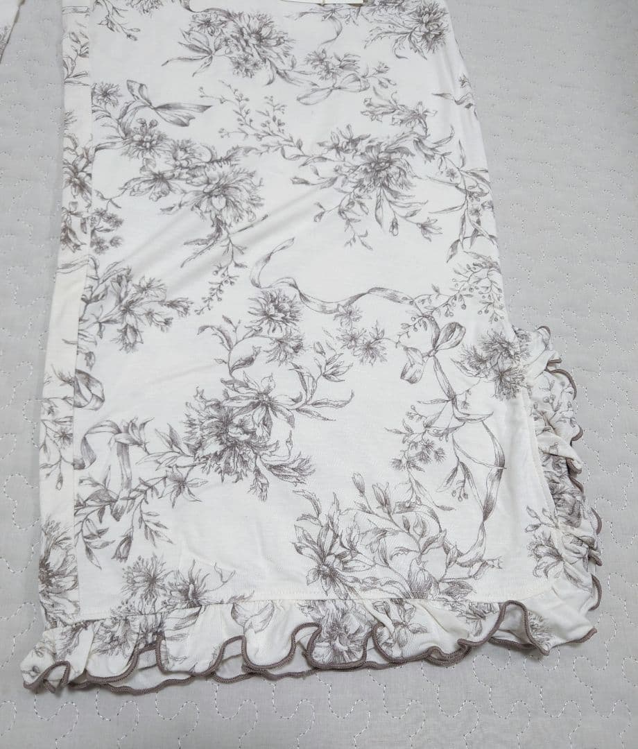 完売品 スナイデルホーム SNIDEL 花柄 フラワー セットアップ