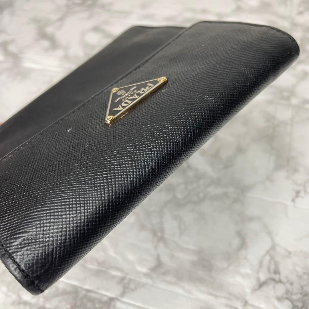 PRADA サフィアーノレザー 三つ折り財布 三角ロゴ付きウォレット 黒