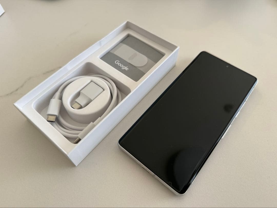 【送料込】Google Pixel 7 Pro 256GB 腕時計おまけ付き