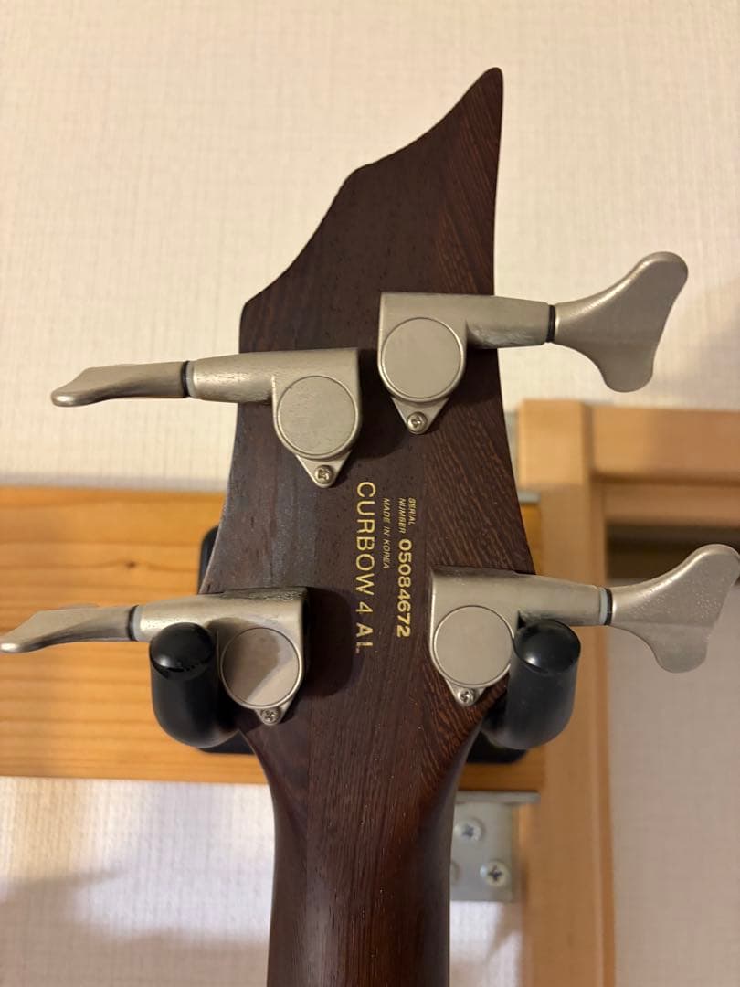 Cort Carbow 4弦ベース