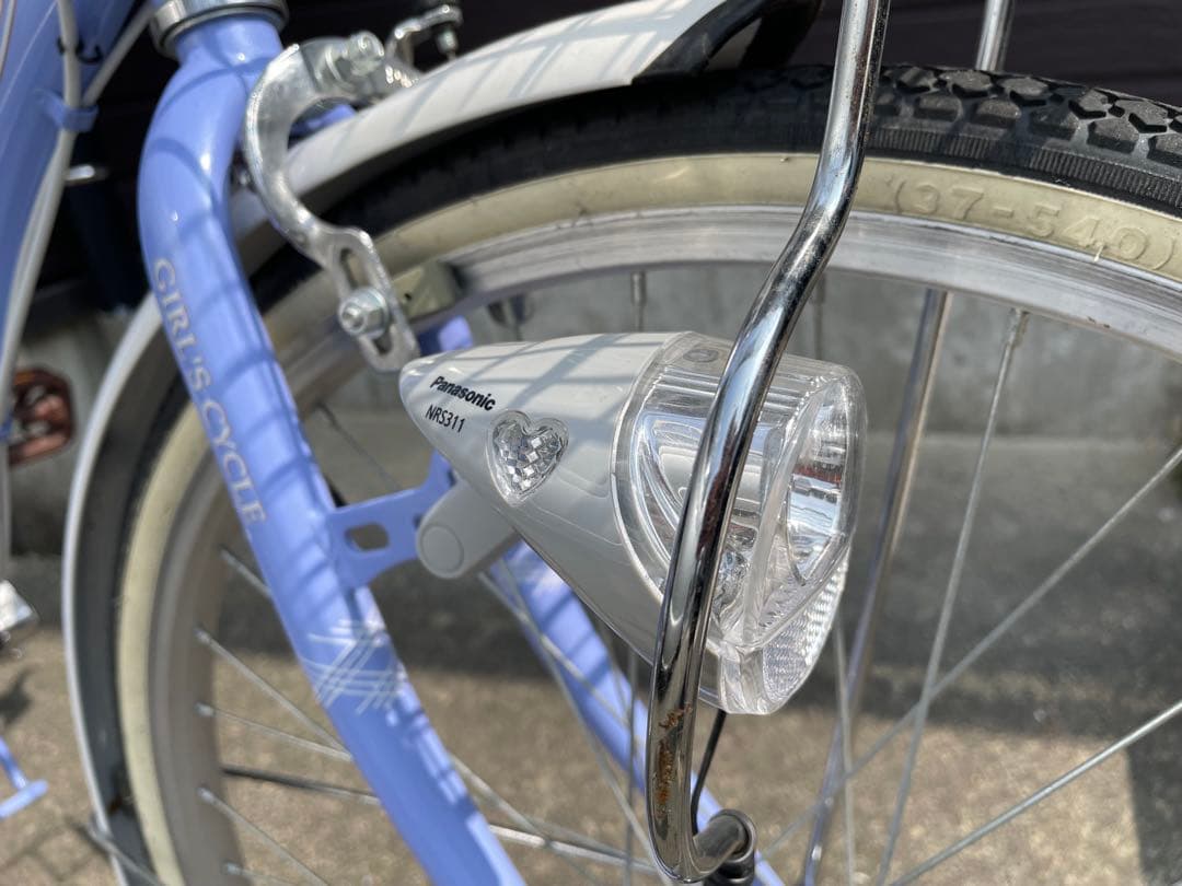 新潟　GRAPHIS 子供用自転車 24インチ ライト　鍵　折りたたみ　女の子