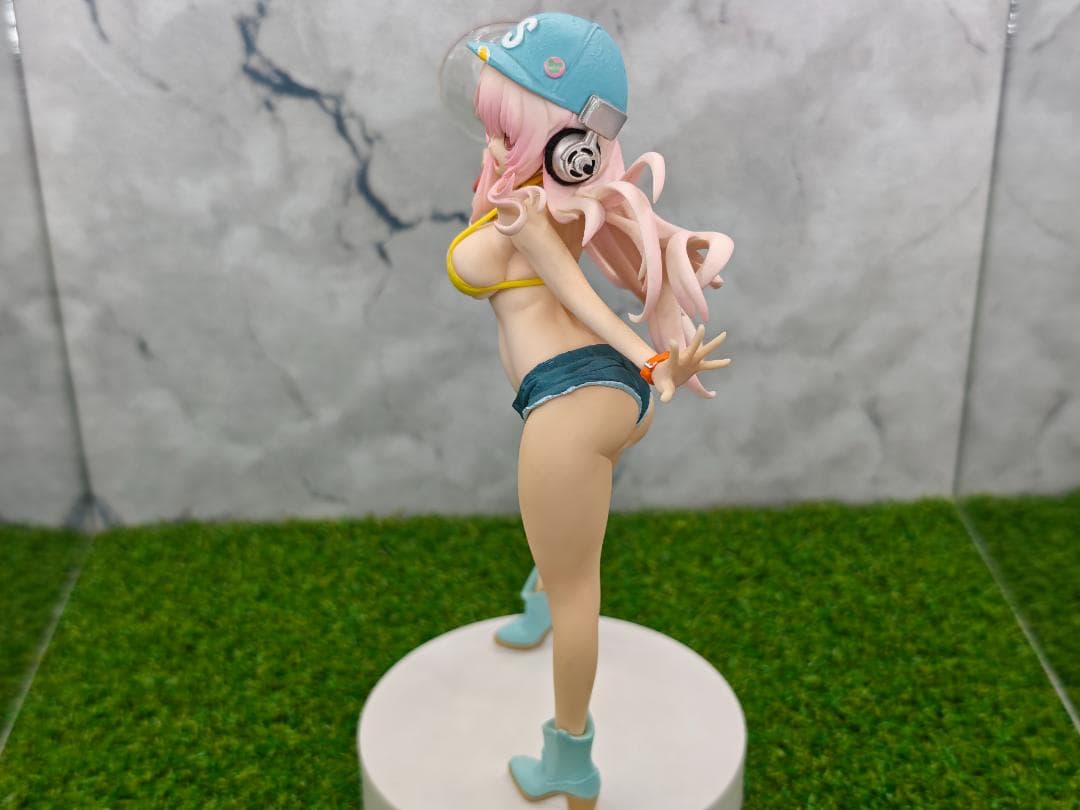 すーぱーそに子 きゃんぱす☆らいふ & SQ フィギュア 2種