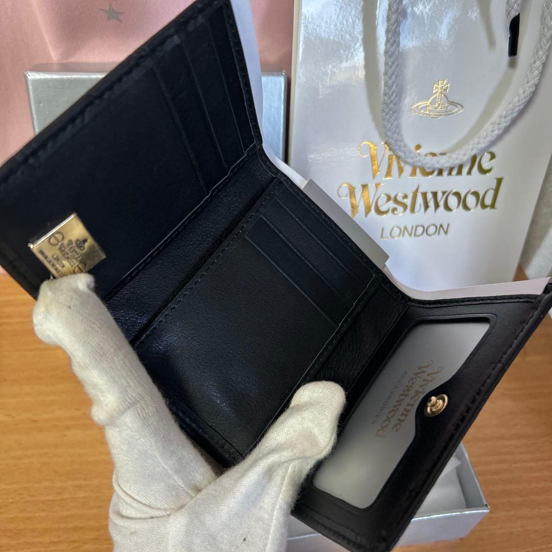 新品未使用品VivienneWestwood三つ折財布