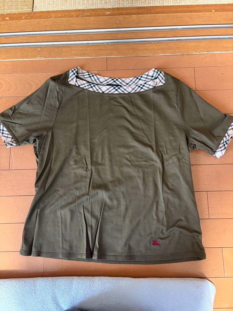 さ*ら様 Burberry大きめ半袖 Tシャツ未使用品15号（XL〜XXL）