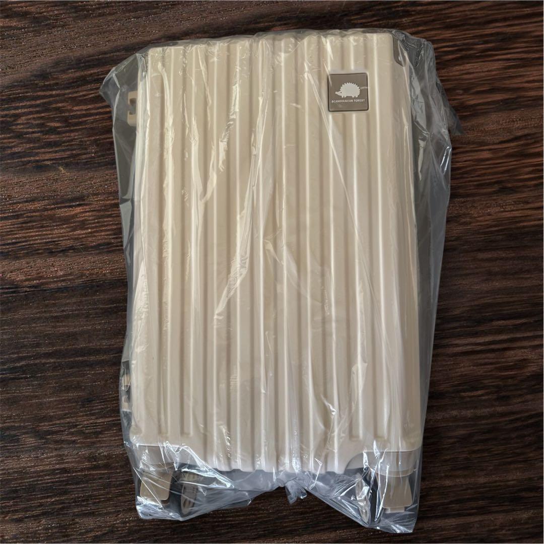 【新品 】スカンジナビアンフォレスト スーツケース Sサイズ アイボリーベージュ