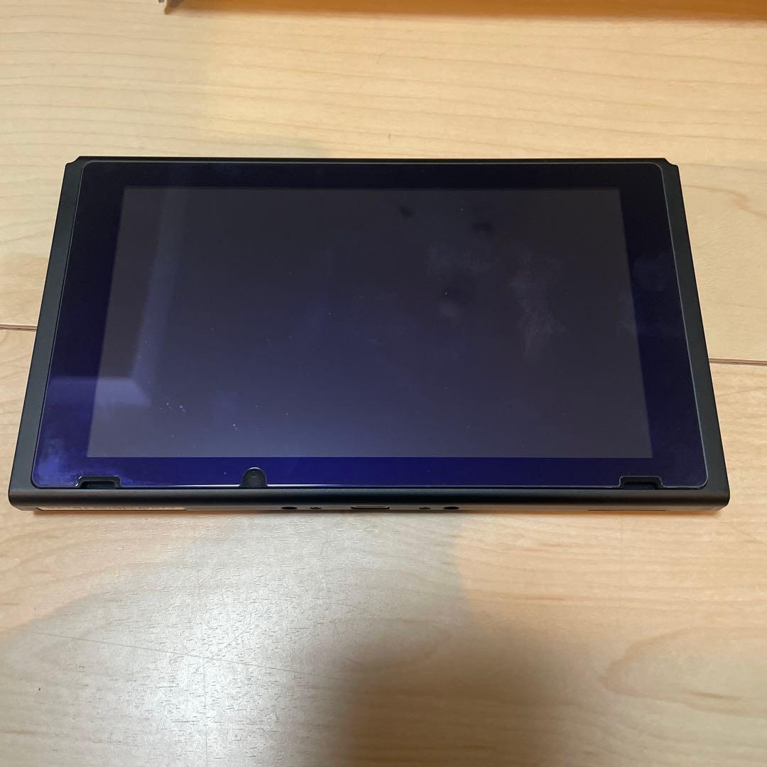 Nintendo Switch ネオンブルー/ネオンレッド 本体　収納ケース