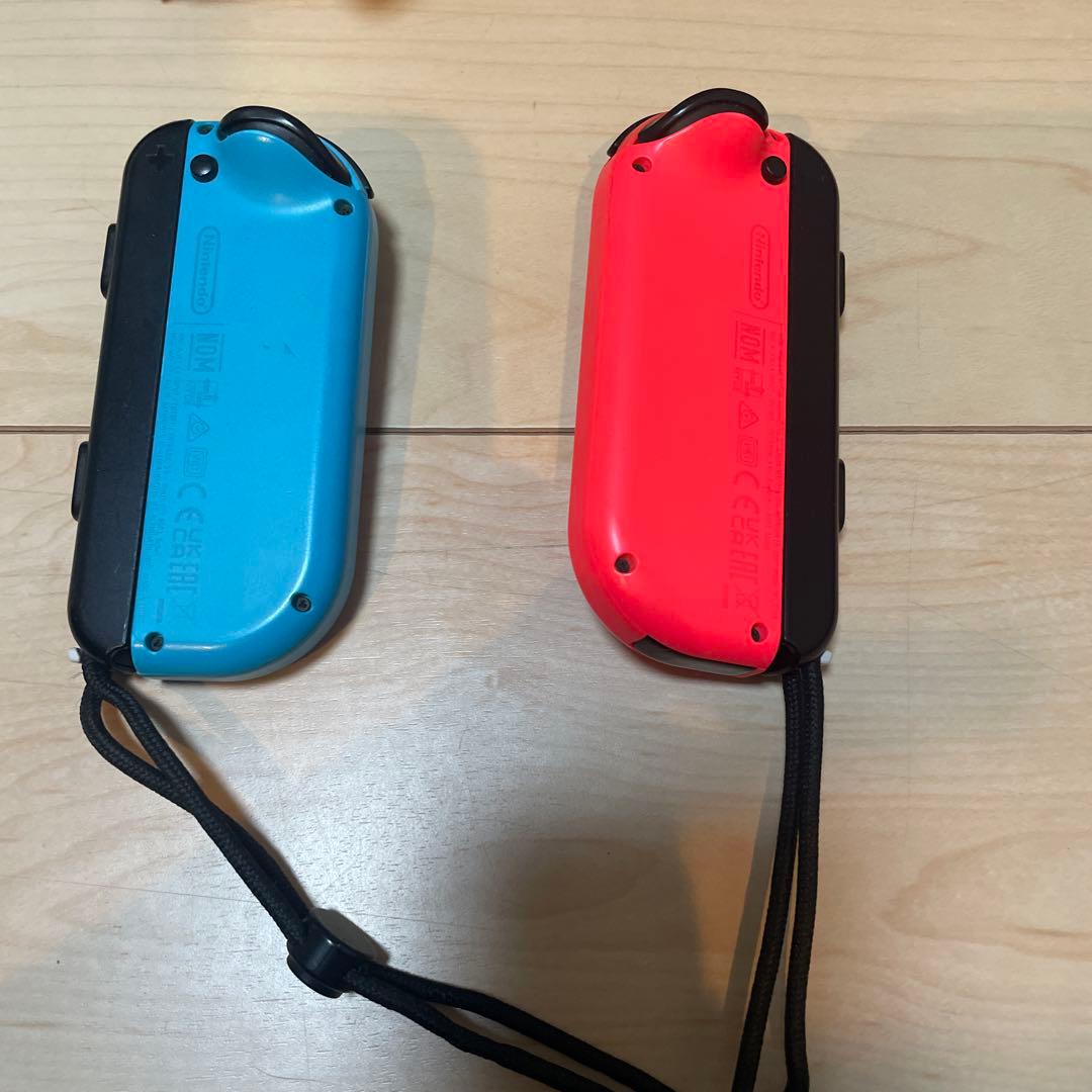 Nintendo Switch ネオンブルー/ネオンレッド 本体　収納ケース