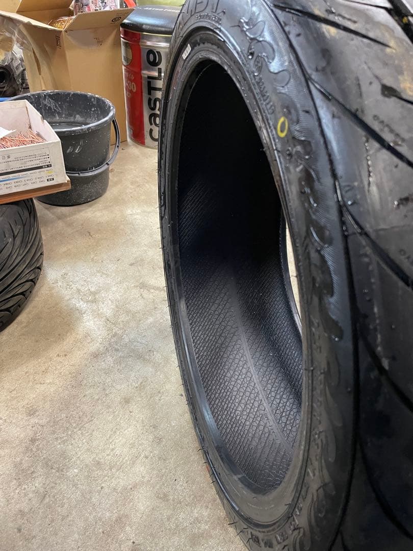 送料込 バリ溝 ファイナリスト225/40R18 595 EVO 2本セット