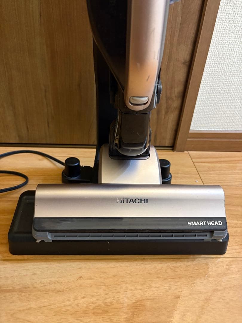 日立 スティッククリーナー コードレスクリーナー　PV-BF700 中古