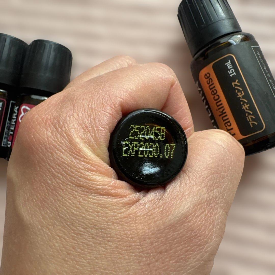 doTERRA フランキンセンス ホリデーラブ7本セット