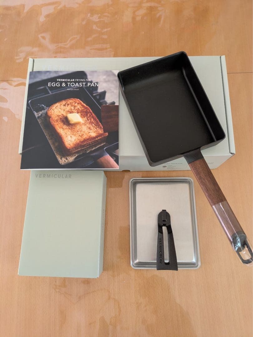 VERMICULAR EGG & TOAST PAN 専用蓋付き　新品