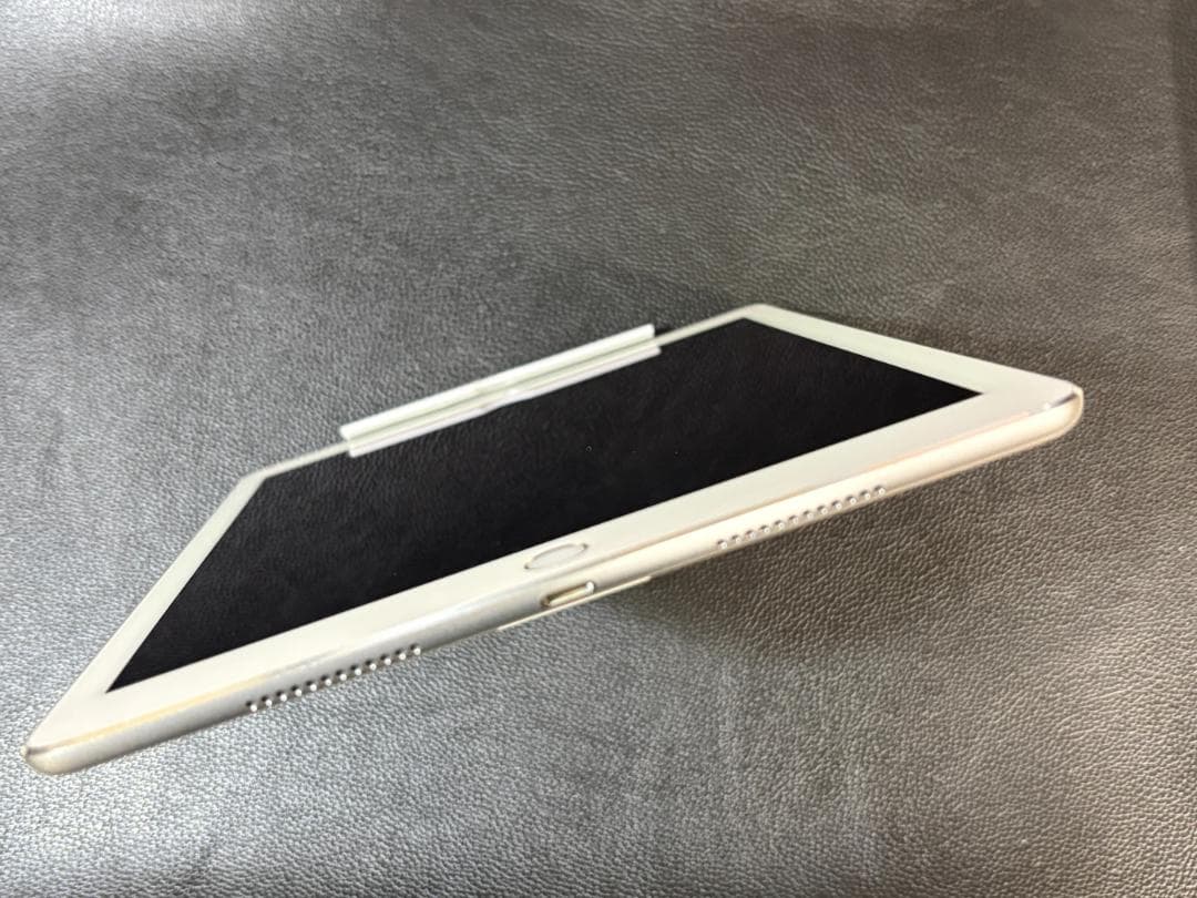 美品 iPad Pro 9.7インチ Wi-Fi+Cellular 電池100％
