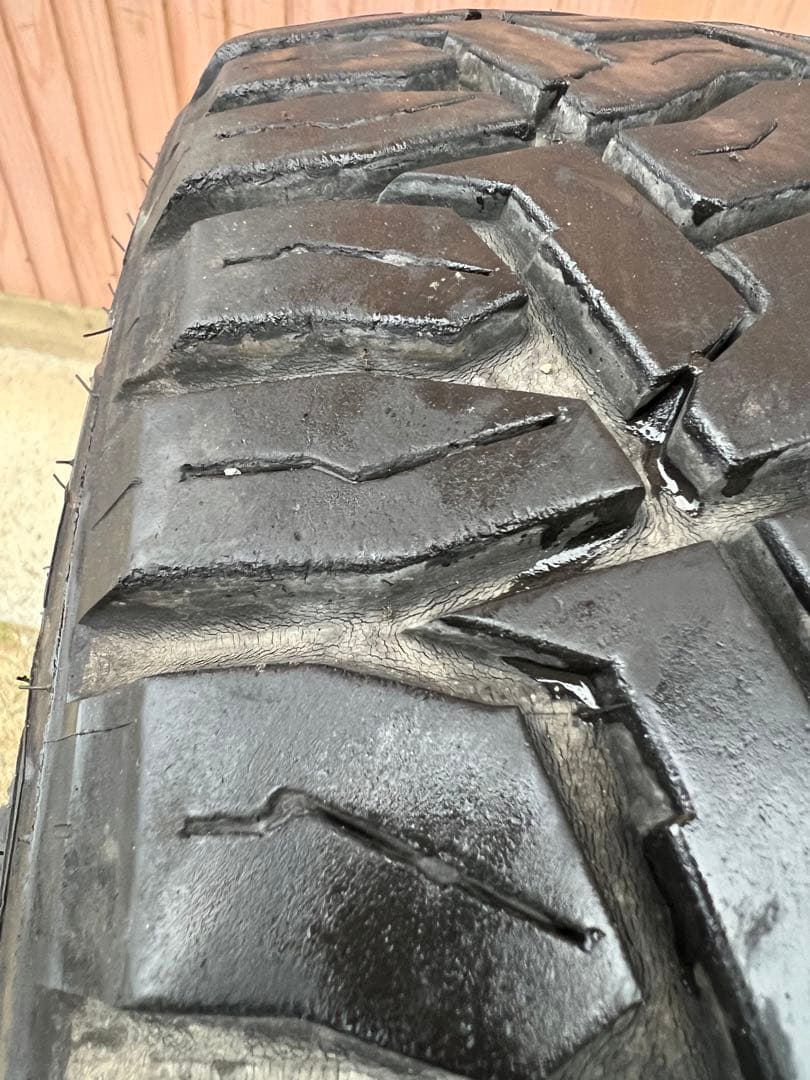 国産　2022年製　215/65R16C 2本　ゴツゴツ　オプカン　ハイエース