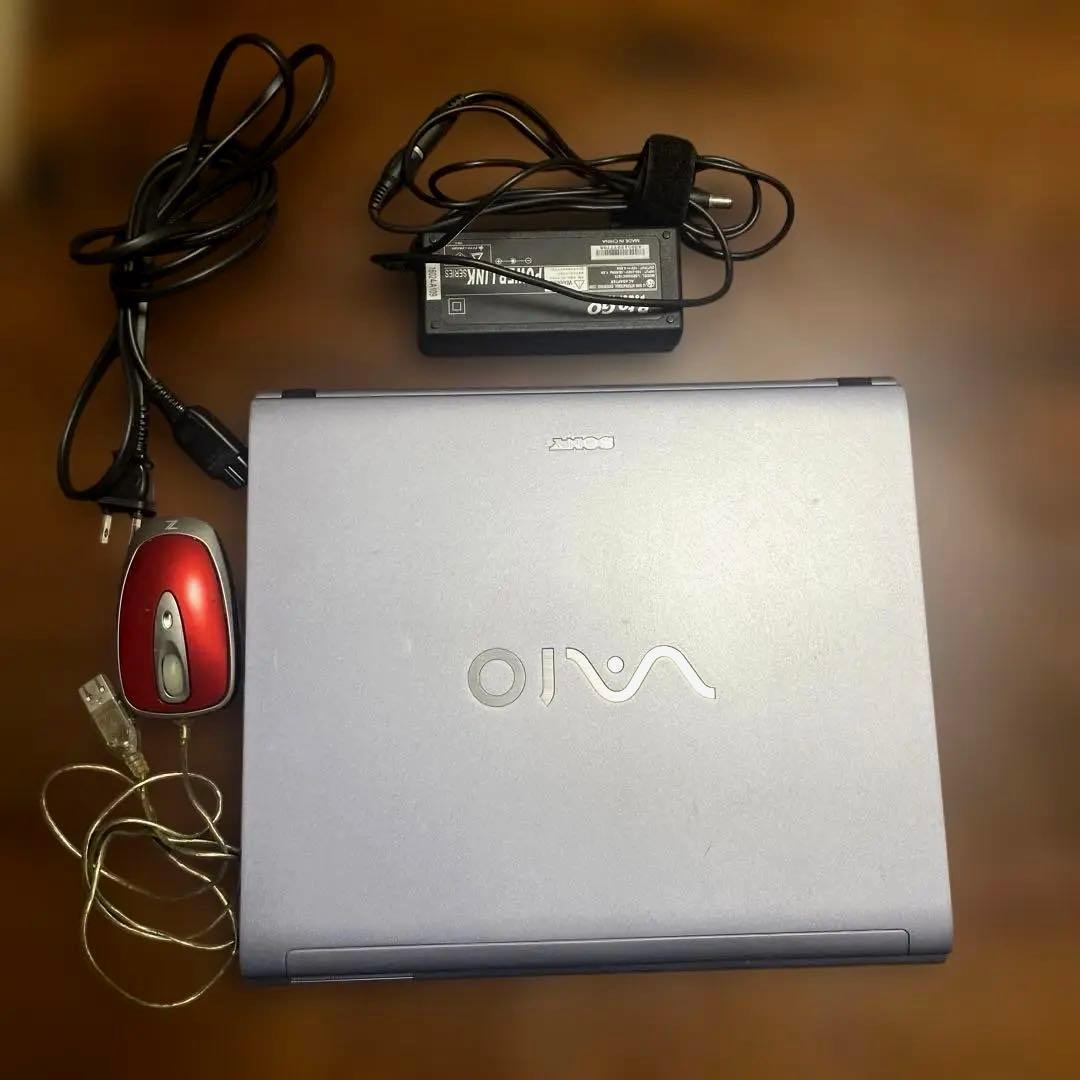 Sony VAIO ノートPC シルバー