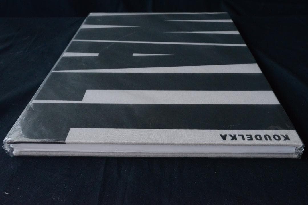 【Josef Koudelka: Wall】ジョセフ・クーデルカ　新品未開封品