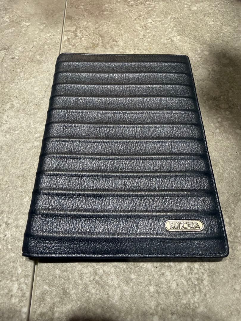 RIMOWA リモワ　パスポートケース　レザー