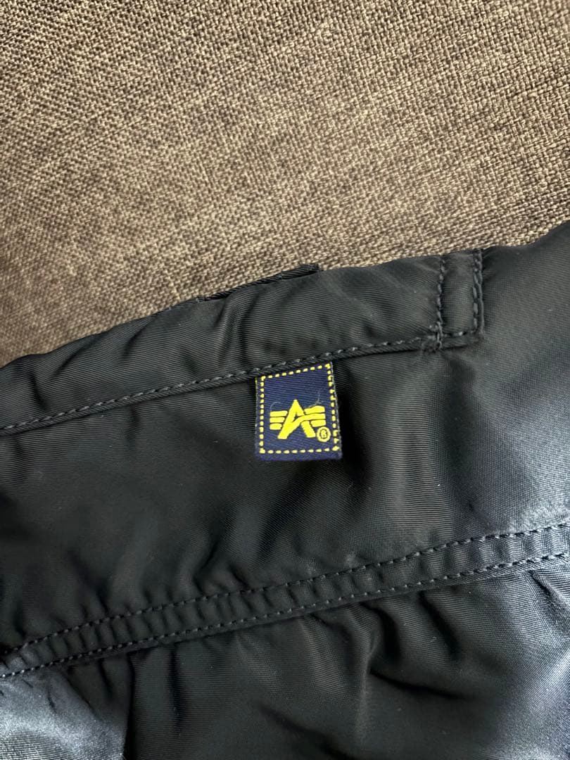 ALPHA INDUSTRIES MA-1 フライトジャケット
