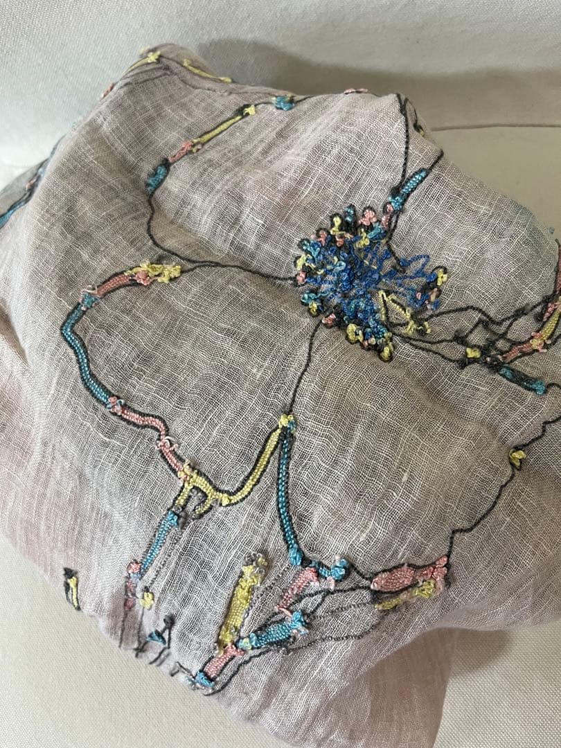 水玉模様 花刺繍 ストール　ターラブランカ