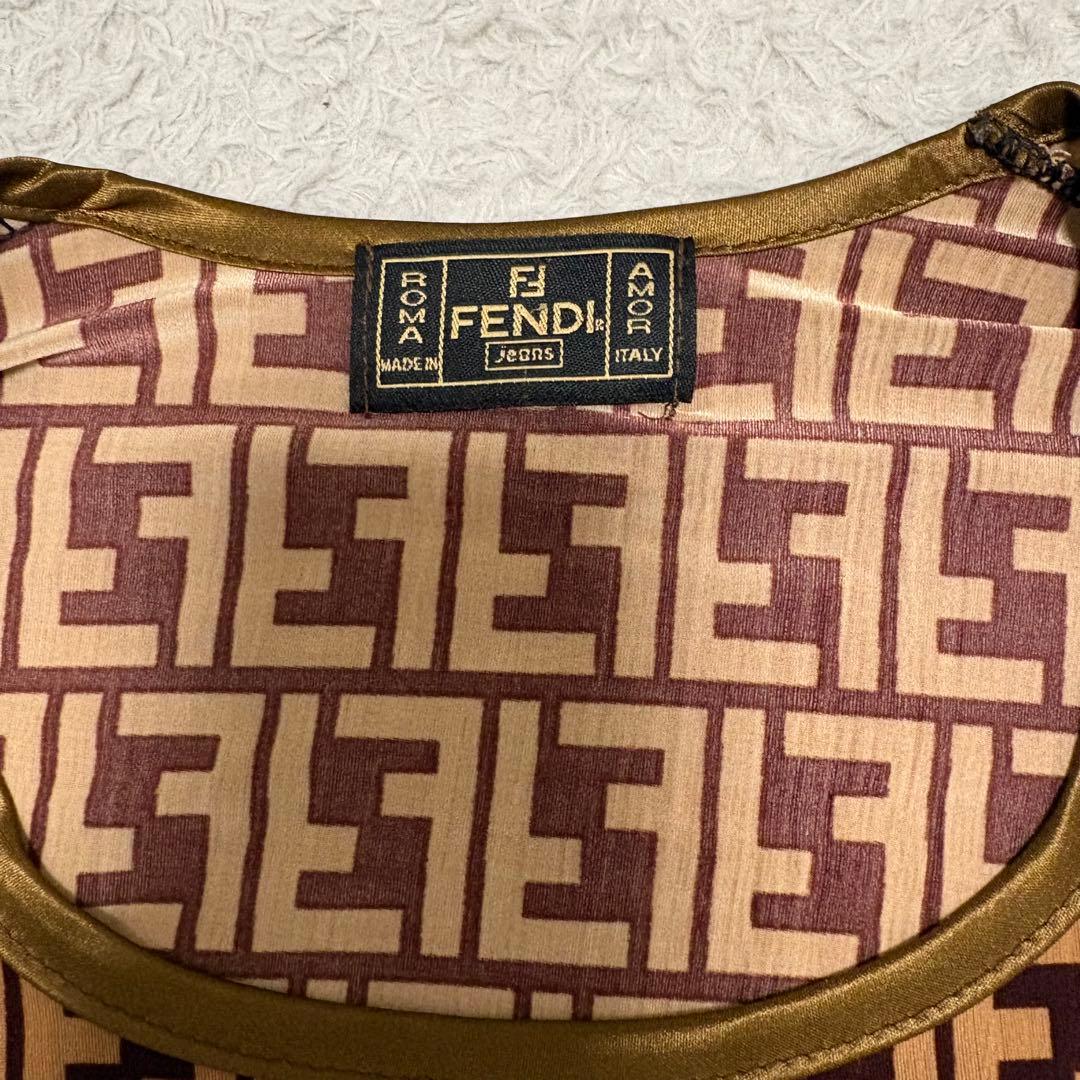 【美品】Fendi ロゴプリント ズッカ柄 半袖Tシャツ サイズS