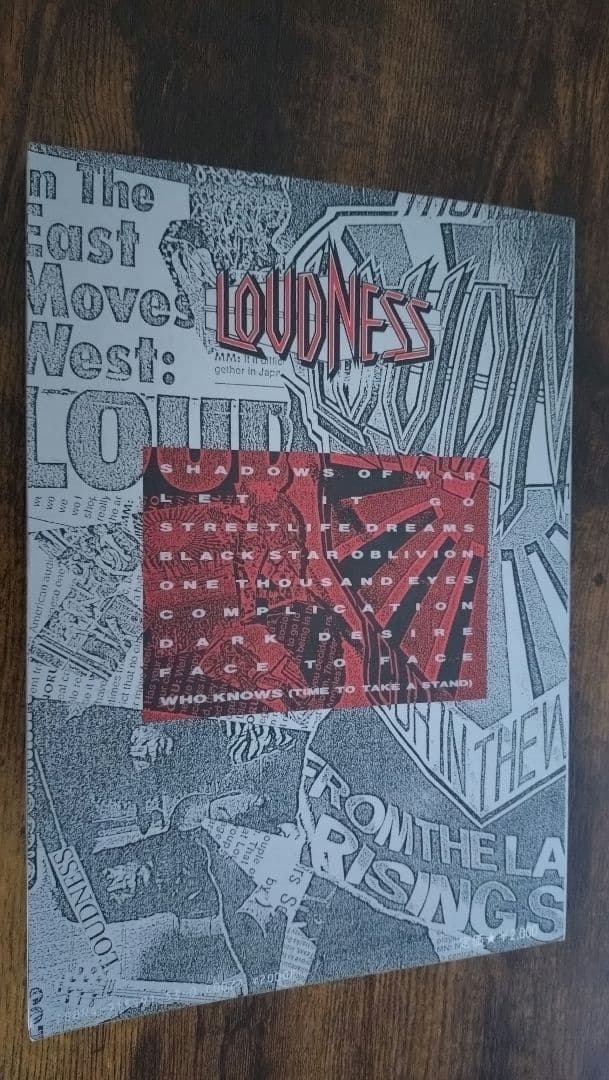 LOUDNESS SHADOWS OF WAR バンドスコア