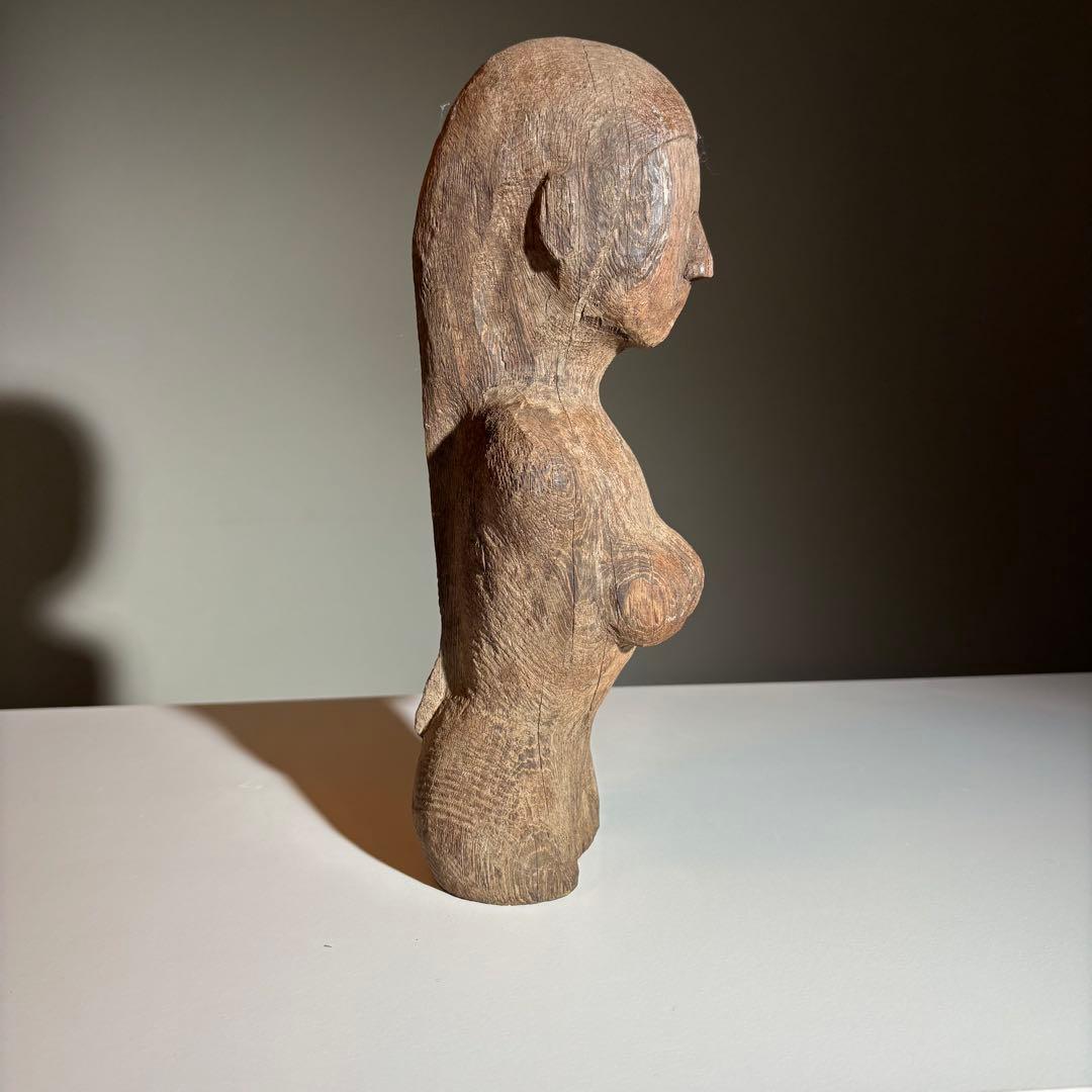 木彫りの女性の胸像 プリミティブアート 現代芸術 オブジェ 置物 フォークアート