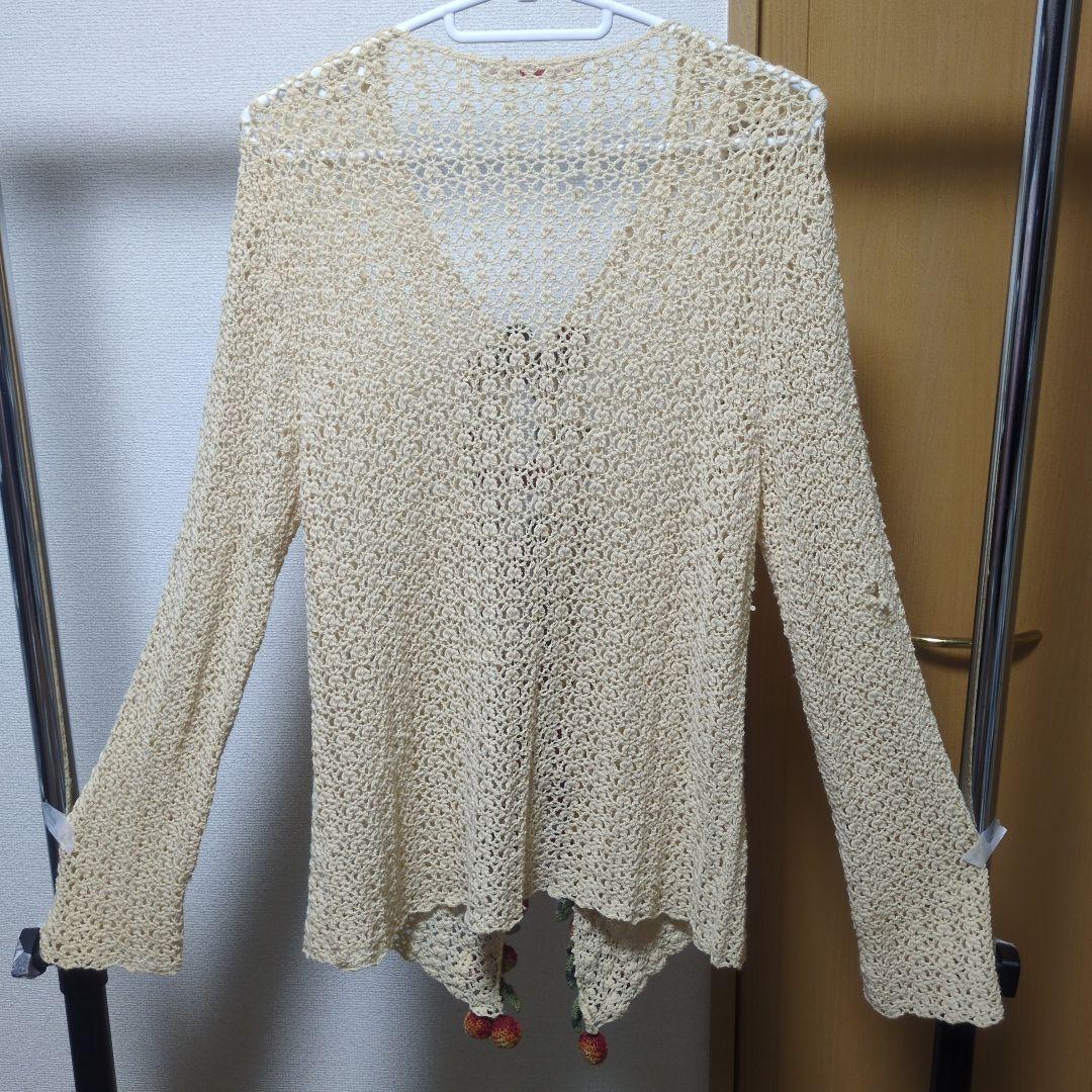 い*ご様 【W】ワンダフルワールド　カネコイサオ　カーディガン　いちごモチーフ