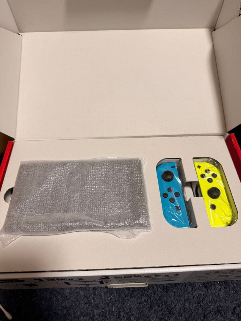Nintendo Switch 本体 青/黄 Joy-Con箱付き 保護フィルム