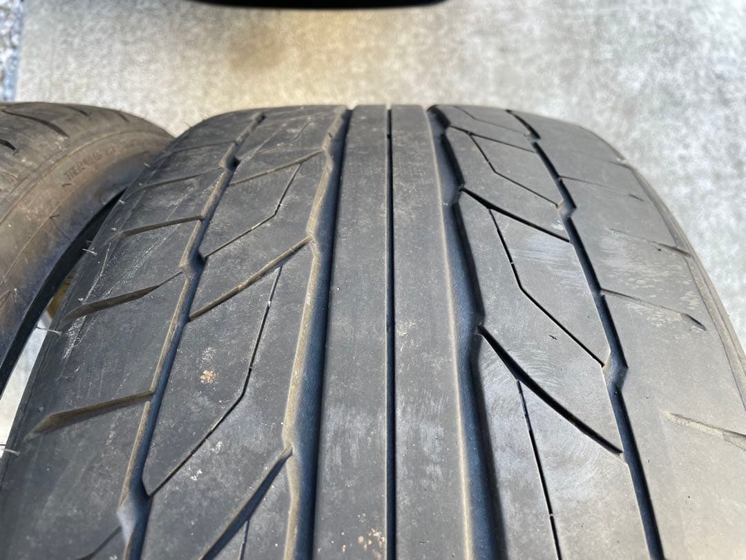 225/35R20 中古2本 ニットーNT555 G2 肩減りあり