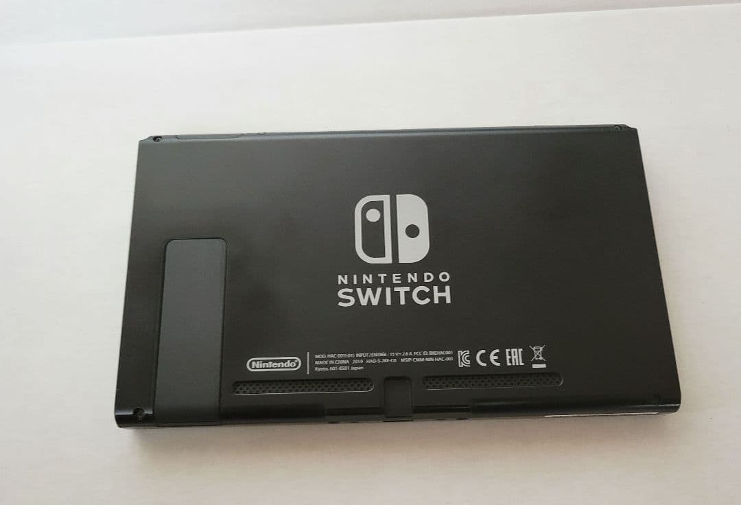 Nintendo Switch 本体 本体カバー付