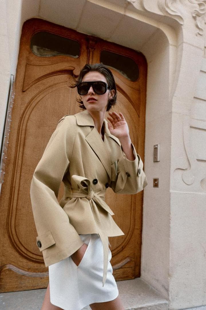 新品 ZARA ショートトレンチコート ショルダーパッド付き XS