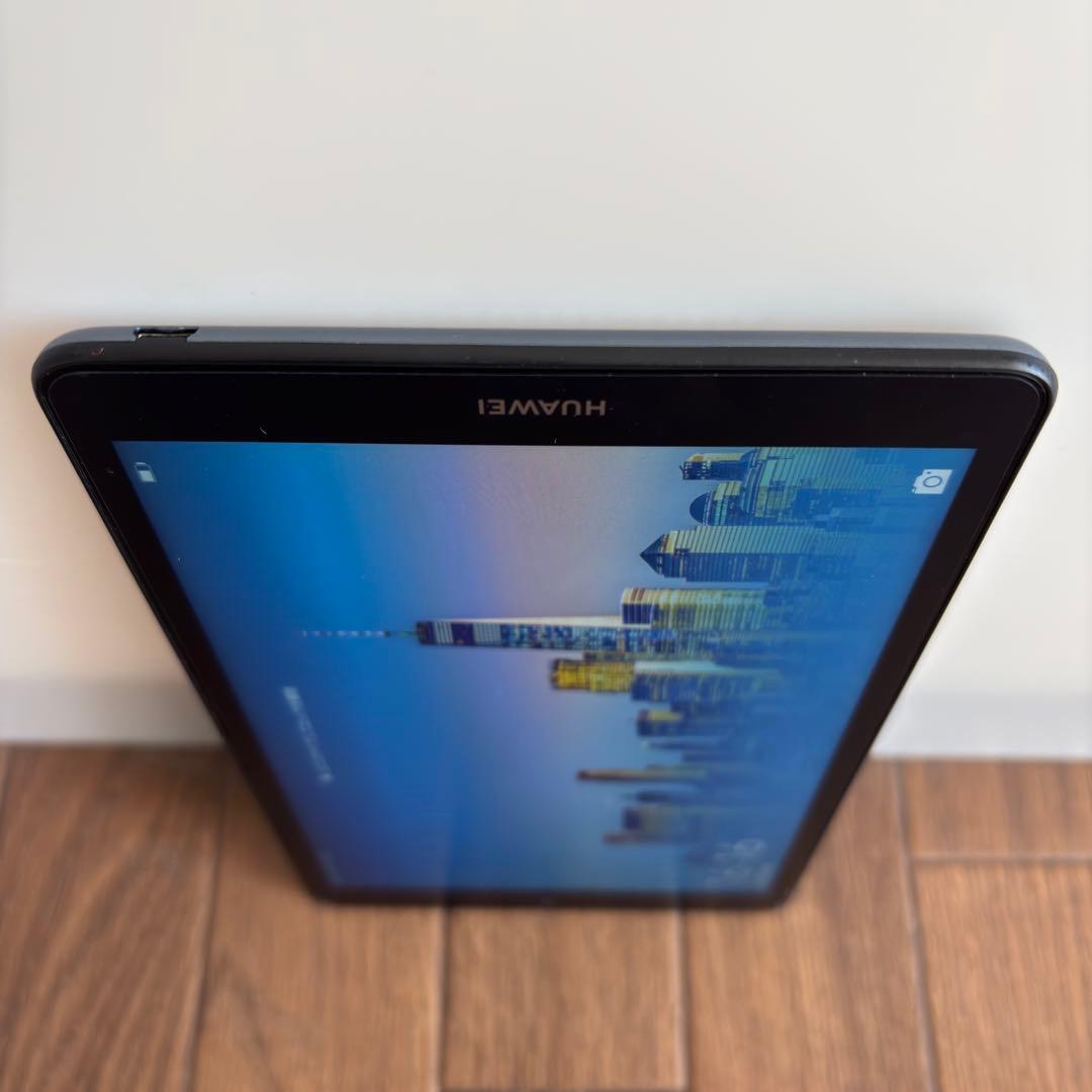 HUAWEI MediaPad M5 lite LTEモデル JDN2-L09