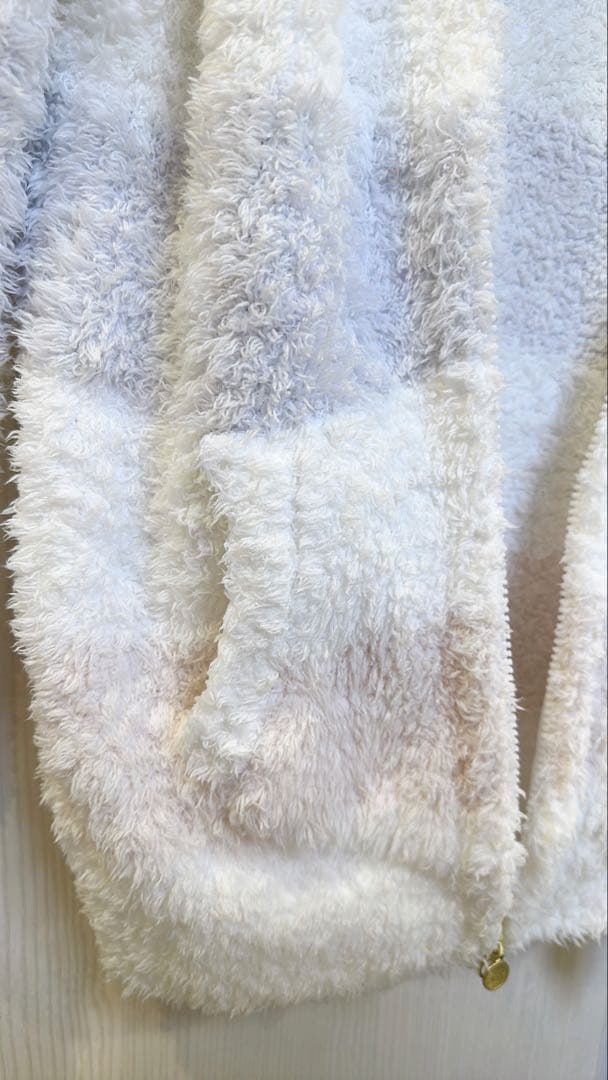 【新品未使用】gelato pique 長袖ルームウェア 上下セット ホワイト