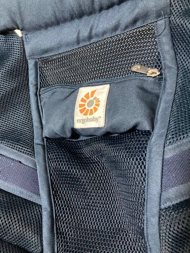 美品　Ergobaby（エルゴベビー）抱っこ紐「ADAPT（アダプト）」