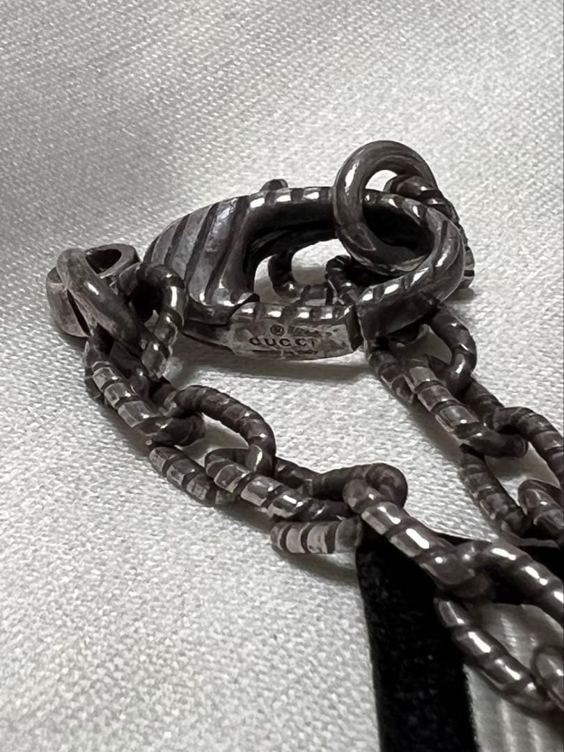GUCCI インターロッキングG 燻 ネックレス
