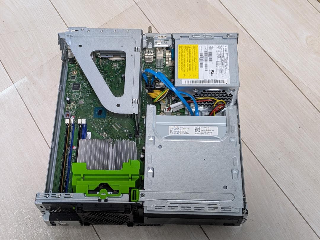 美品・整備済み 富士通 ESPRIMO D586 Win 11/ 256 SSD