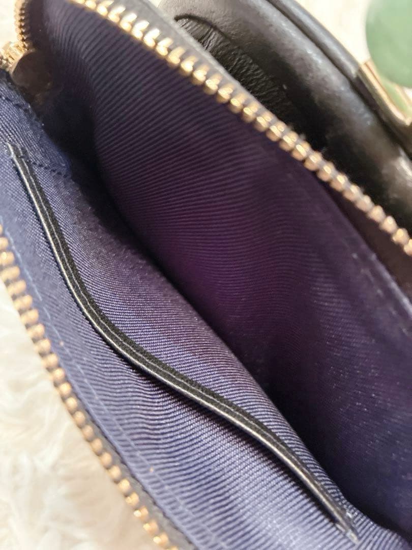 【美品】perche ジェムストーン　がま口　二つ折り財布 ブラックドット