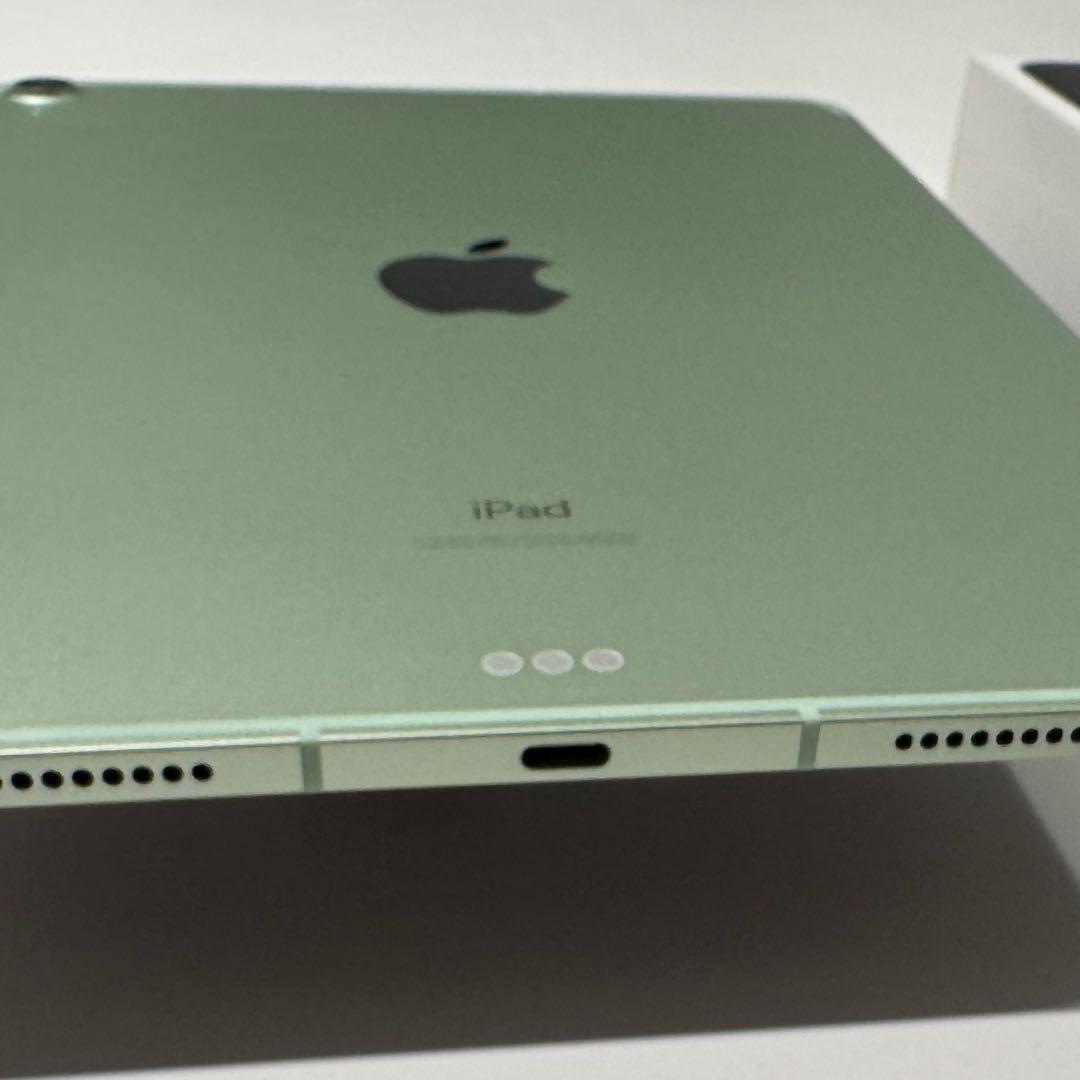 L*y様 ★美品★iPad Air4 WiFi+Cellular 256GB B