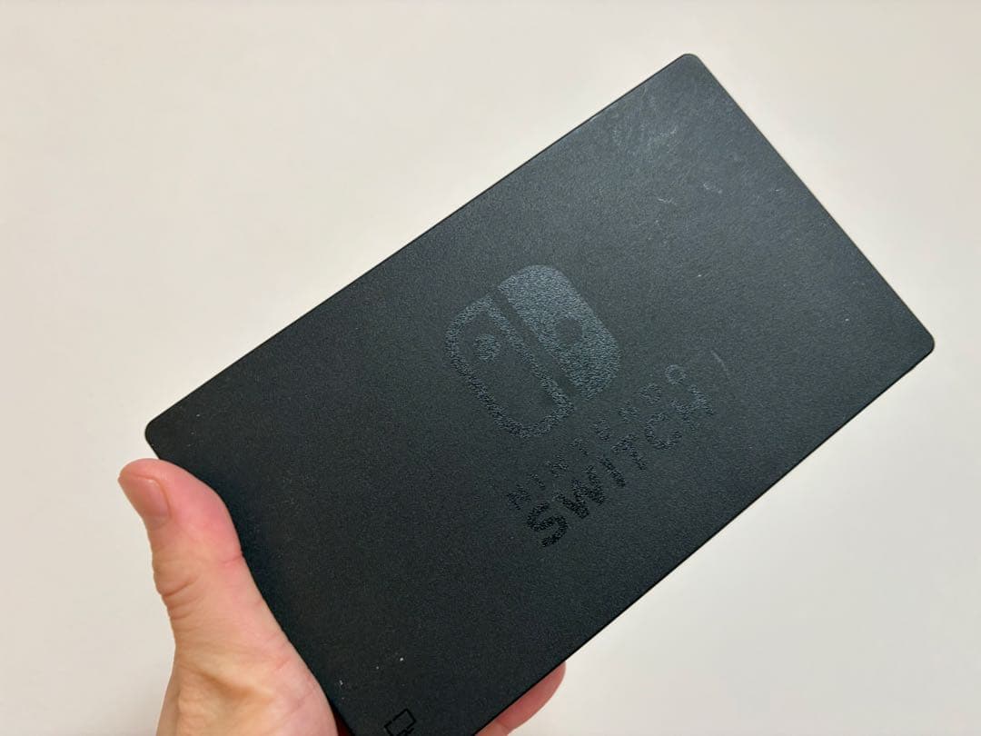 L*u様 【動作問題なし】Switch(スイッチ)本体 青/黒 ジョイコン付き