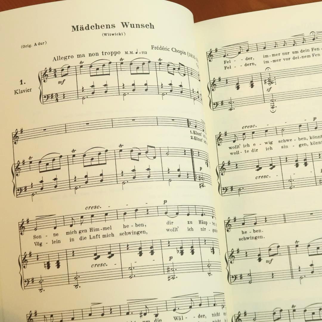 セール！洋楽譜『ショパン：16のポーランドの歌Op.74 中声用』歌曲ペータース