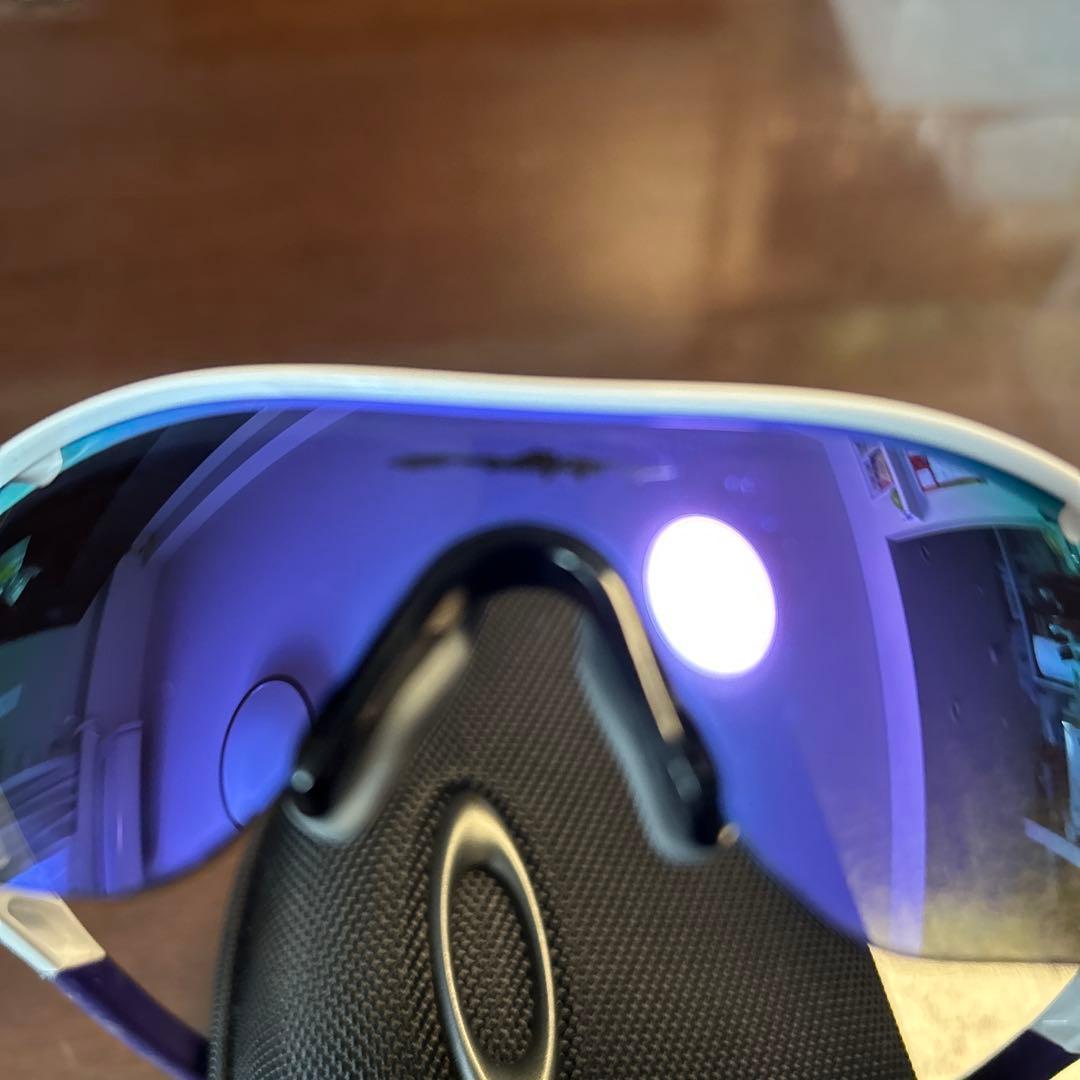 Oakley サングラス ホワイト/パープル