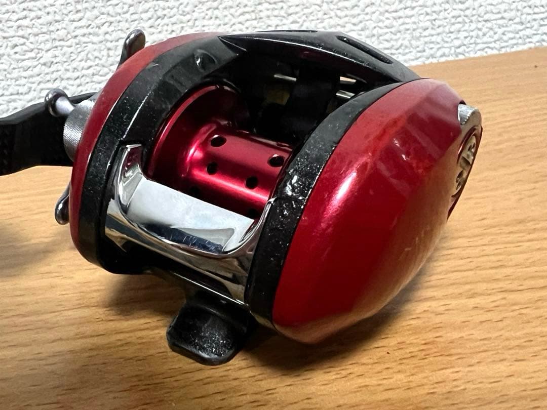 ダイワ　エアドレッドチューン100L 左巻き