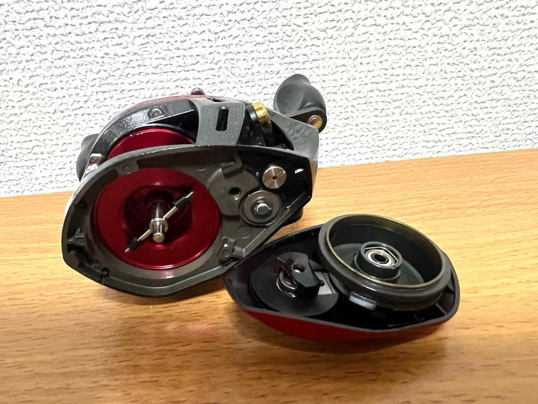 ダイワ　エアドレッドチューン100L 左巻き
