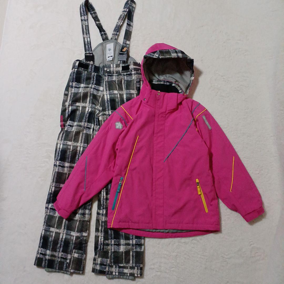 ✨クリーニング済✨DESCENTE　デサント　スキーウェア　上下セット　女の子