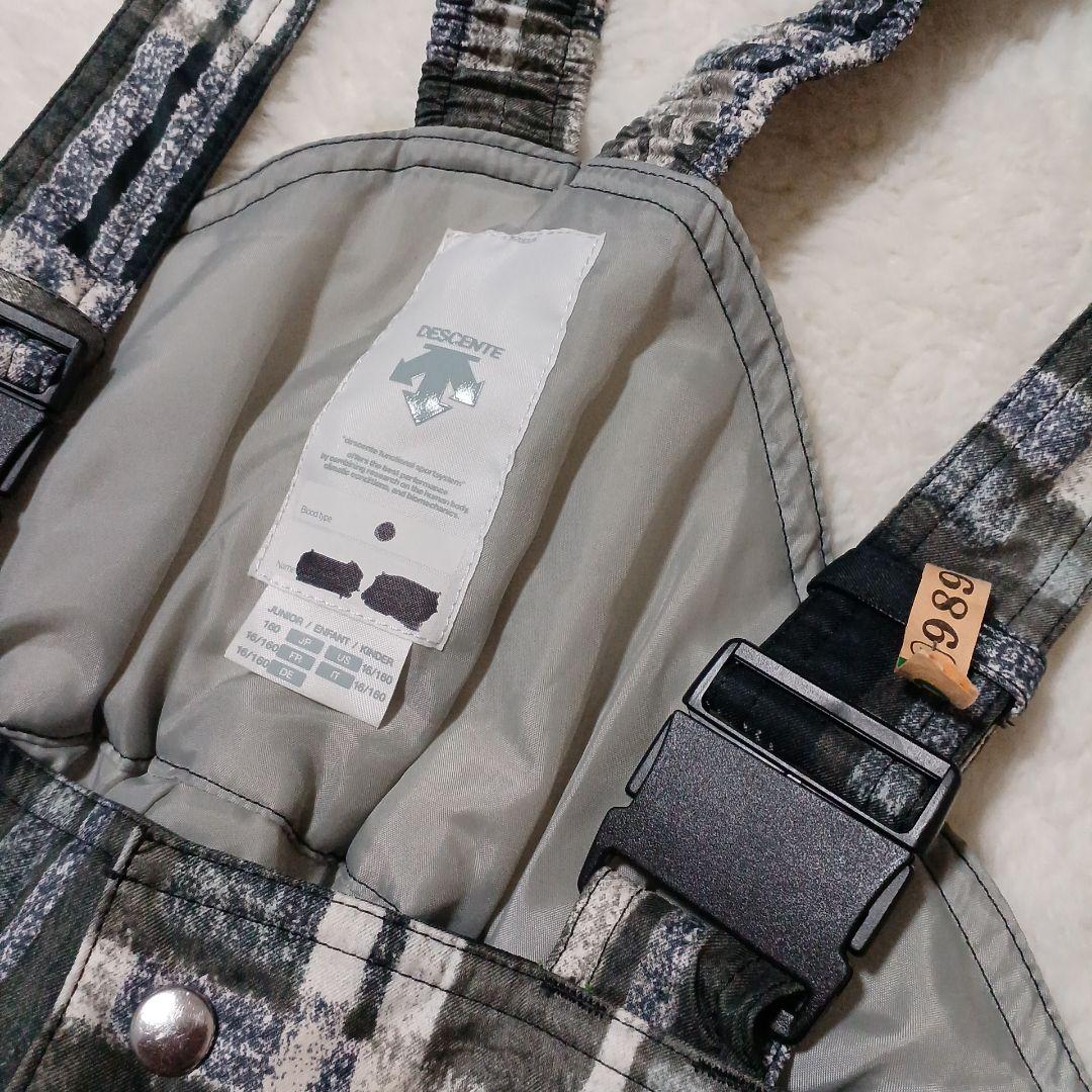 ✨クリーニング済✨DESCENTE　デサント　スキーウェア　上下セット　女の子