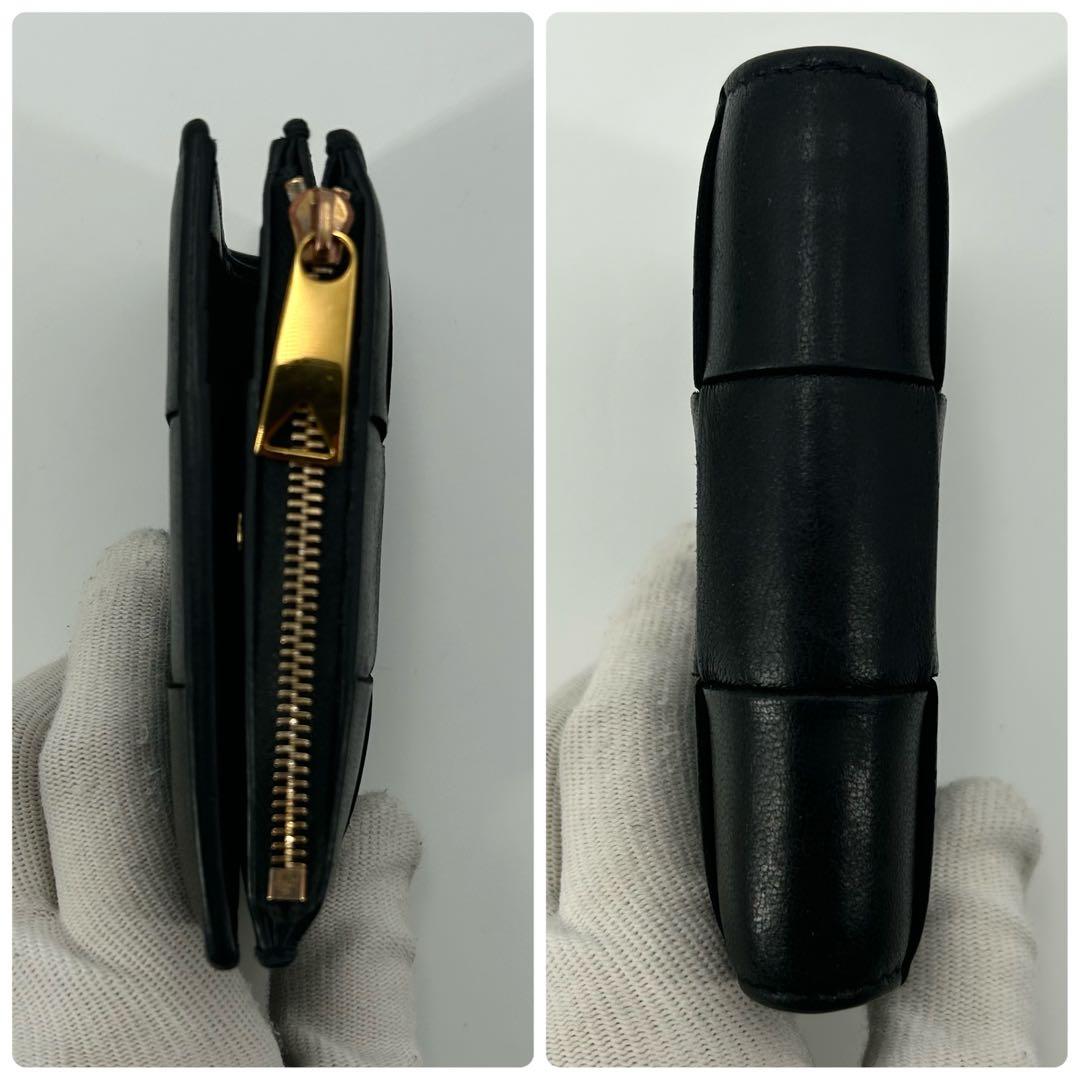 美品✨ボッテガヴェネタ 二つ折り財布 カセット レザー 黒