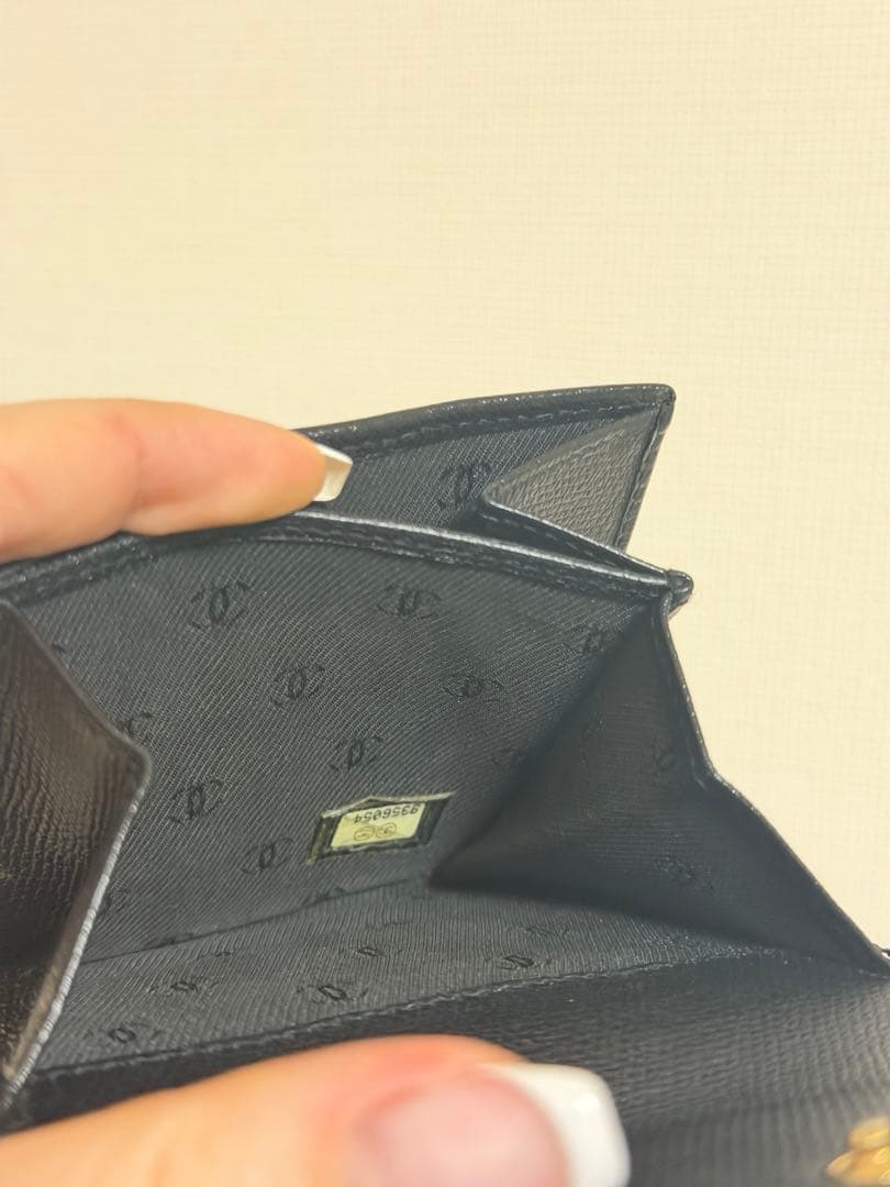 CHANEL 三つ折り財布 ブラック