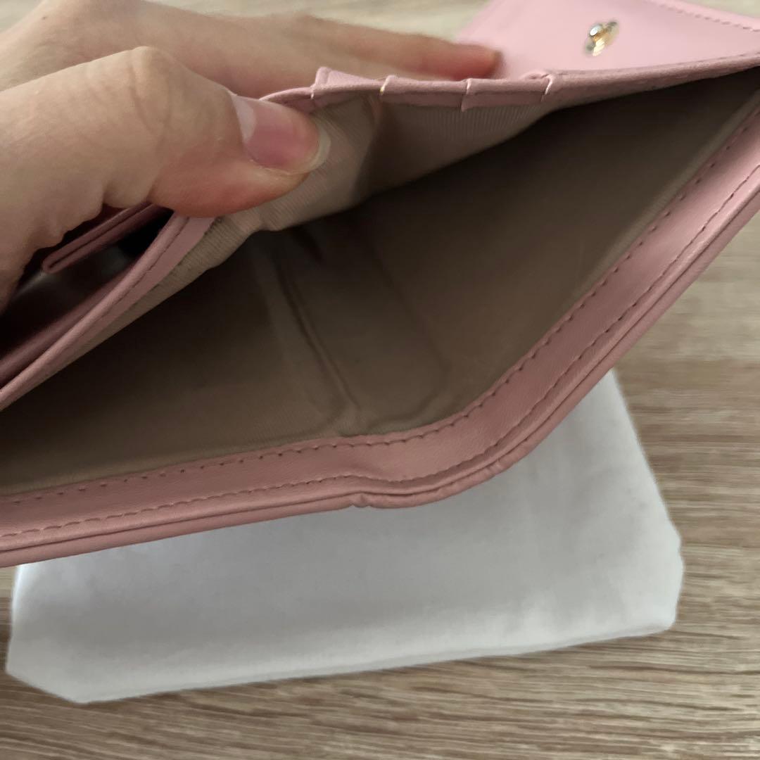 miumiu ピンク キルティング 財布