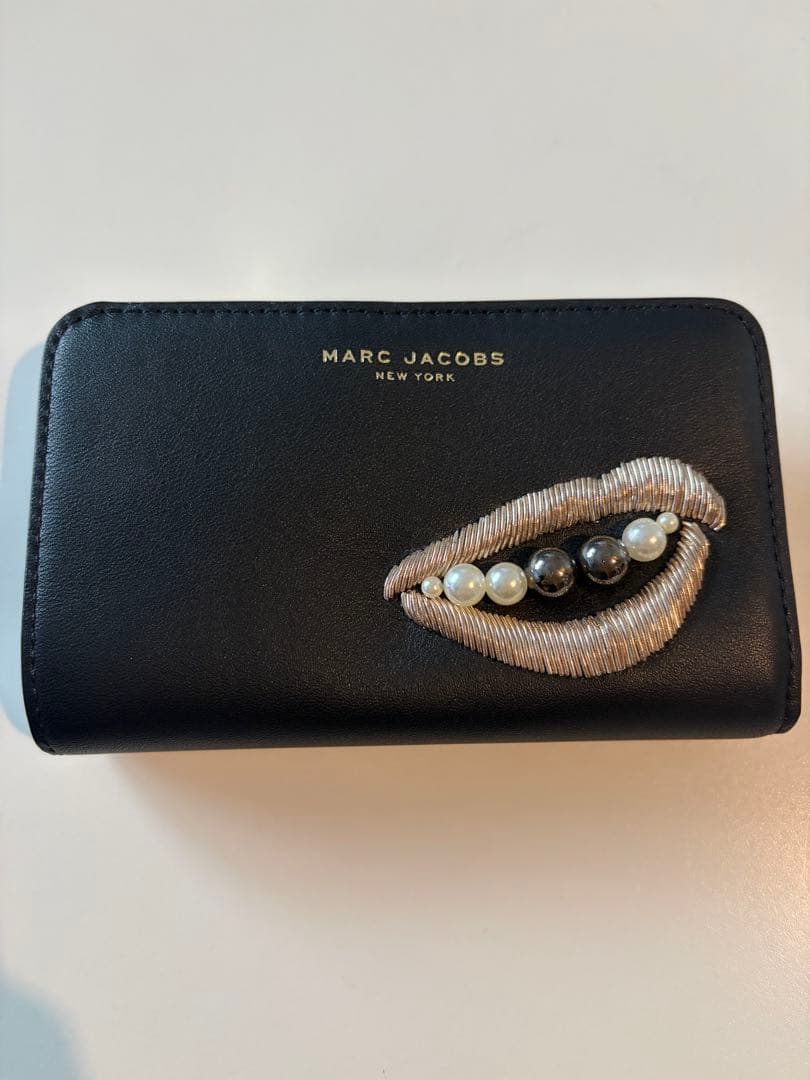 MARC JACOBS 折り財布　ブラック