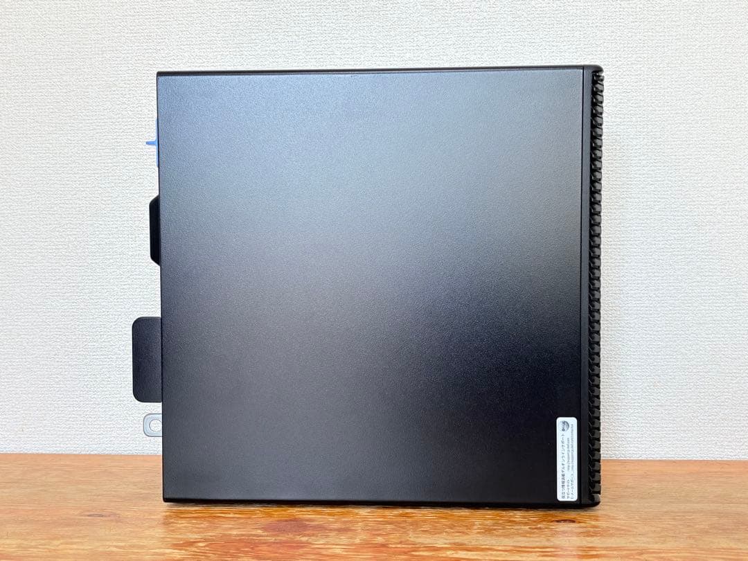 ベアーボン状態のDell Precision 3440/CPUなし・メモリなし